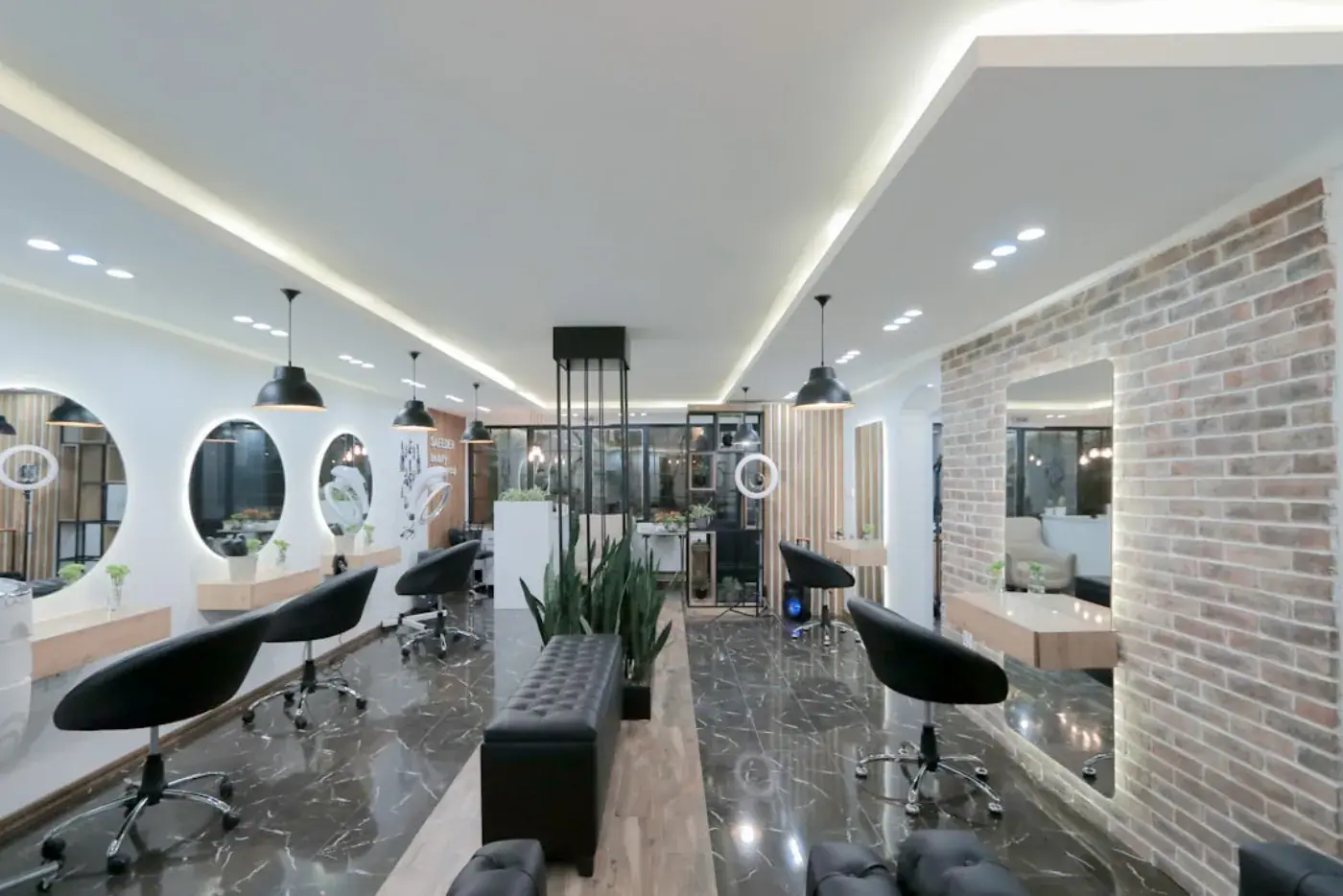 Scalp Detox & Root Health in Islamabad: The Complete Salon Guide