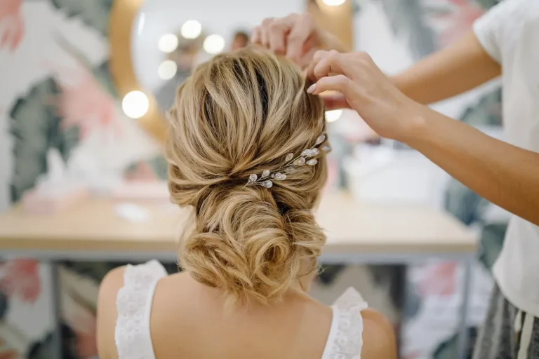 hairdresser-woman-weaving-braid-hair-wedding-styling